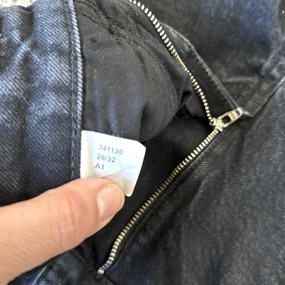 Topshop Black Straight Leg Jeans W 28 L 32 Raw Hem Zip & Button Closure - Picture 6 of 9